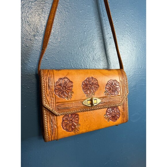 Vintage Southwestern Tooled Leather Shoulder Bag With Floral Design - Picture 3 of 14